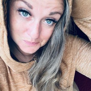 Meet your Posher, Cory